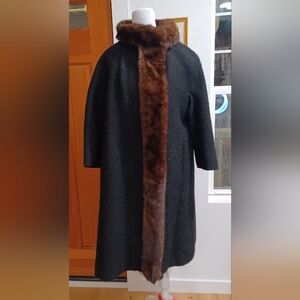 Classy Vintage Wool And Fur Coat, 1950s Vibes